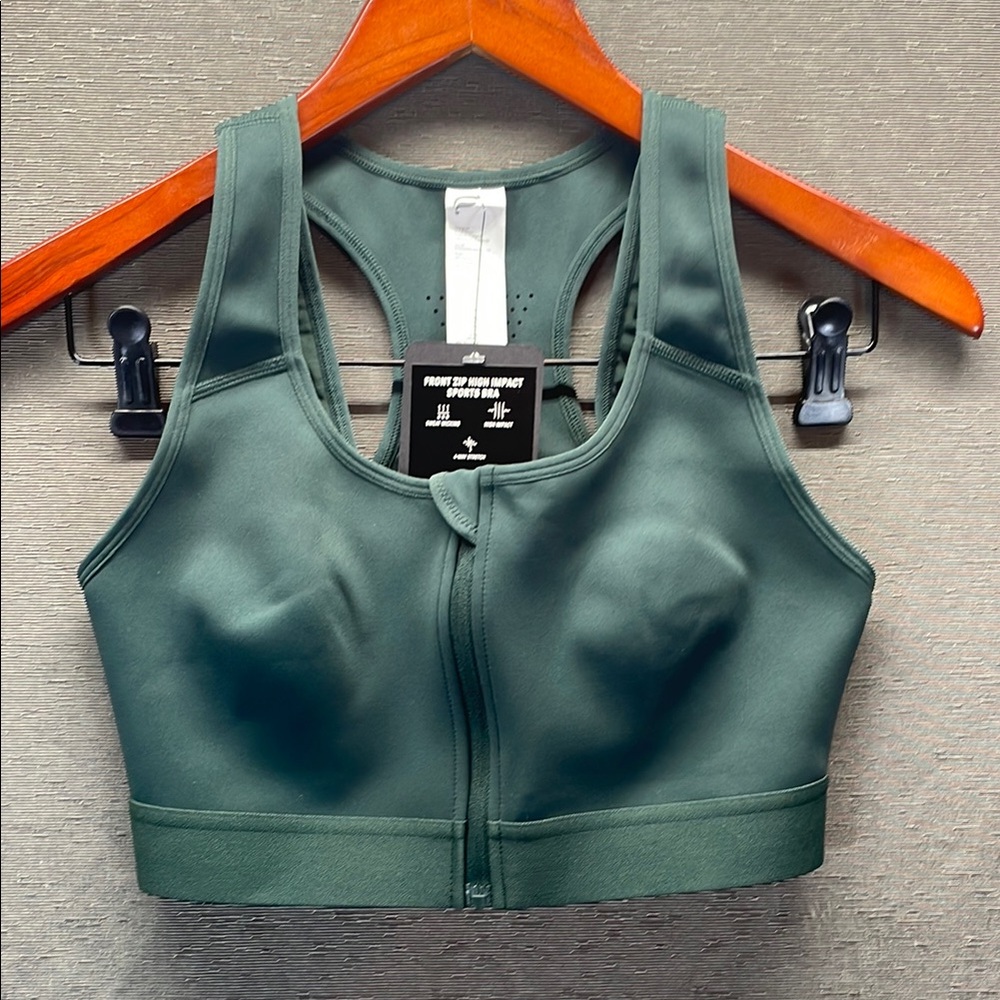 Fabletics Green Sports Bra with Molded‎ Cups